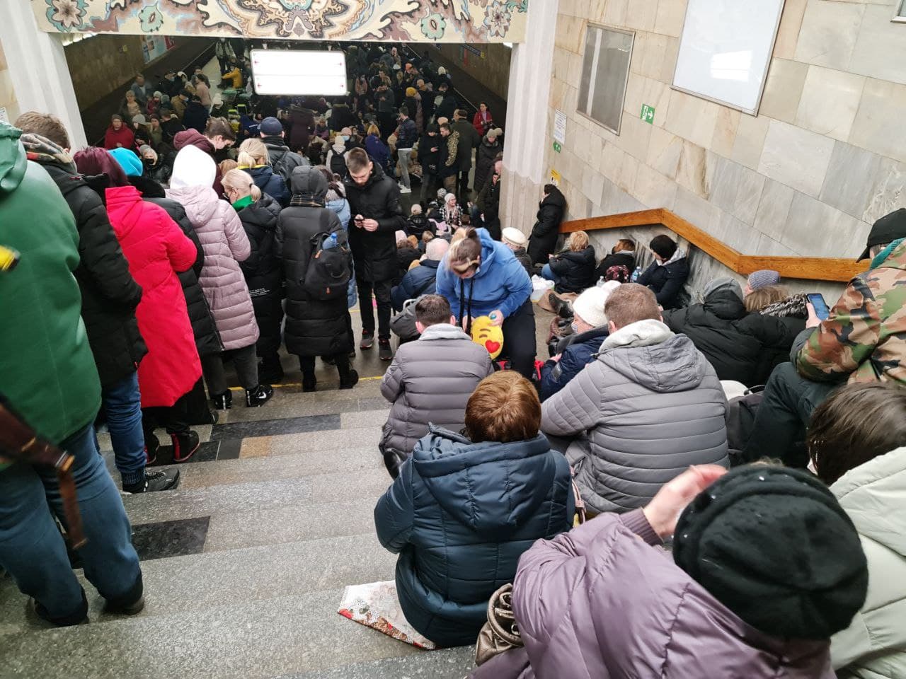 бомбоубежище в метро москвы